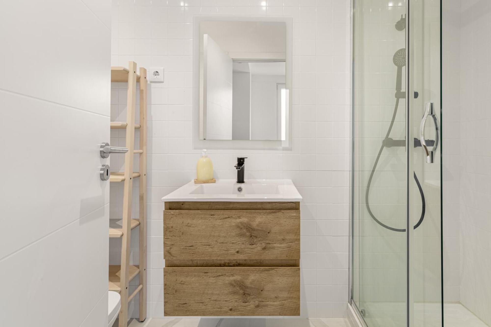 Joivy Minimalistic Apt W Patio In Principe Real Lisboa Exteriör bild